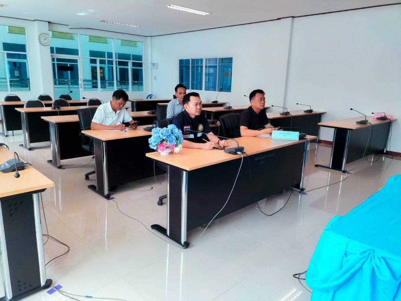 เทศบาลตำบลหนองกี่  ร่วมประชุมซักซ้อมแนวทางการจ่ายเงินช่วยเหลือผู้ประสบอุทกภัยในช่วงฤดูฝน ประจำปี 2569